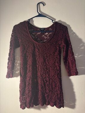 Rue21 Women's Burgundy Lace Scoop-Neck top